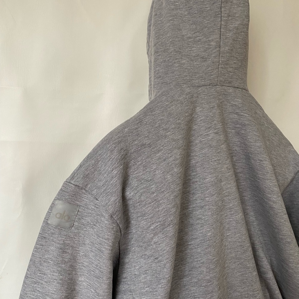 Alo men sweater size L